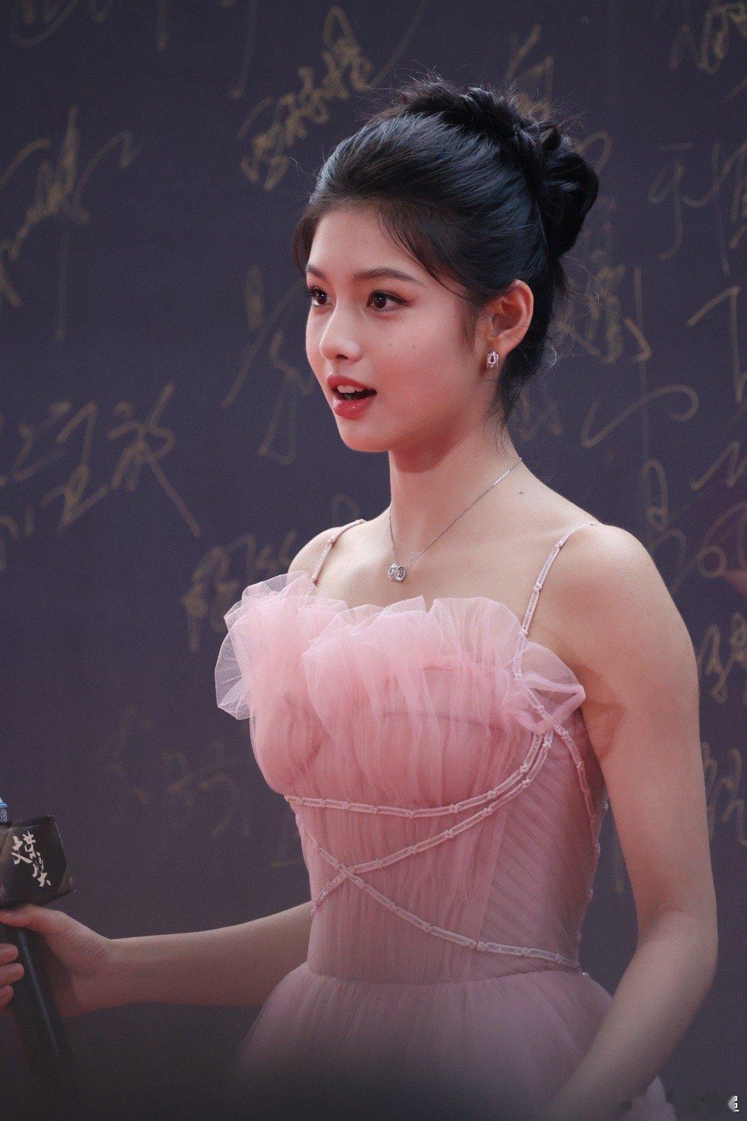 艾米 ！ ​​​