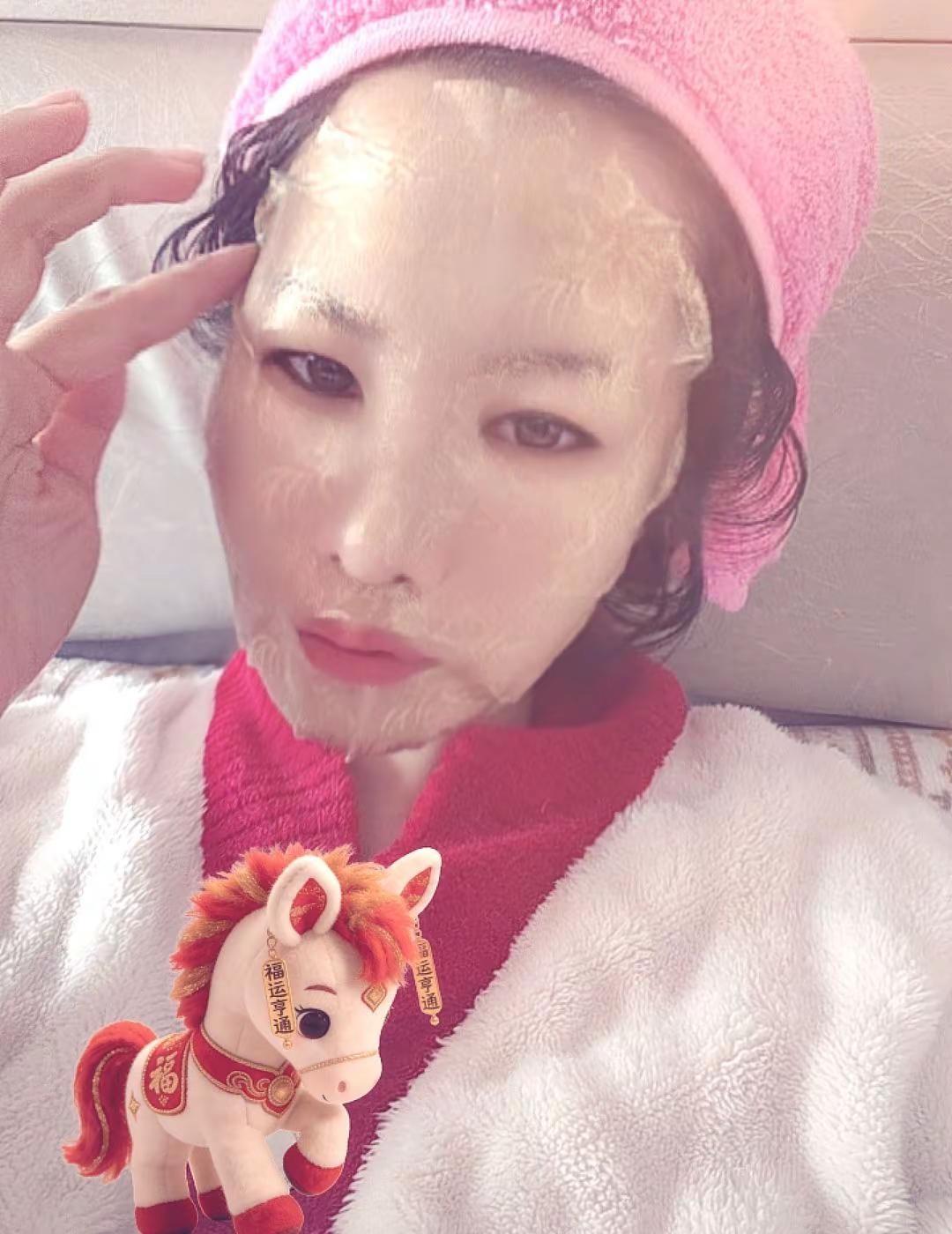 累的回来洗完澡就轻松了😌放下，不恨不怨，不念不惦。不问，不看，不说话，只想自己