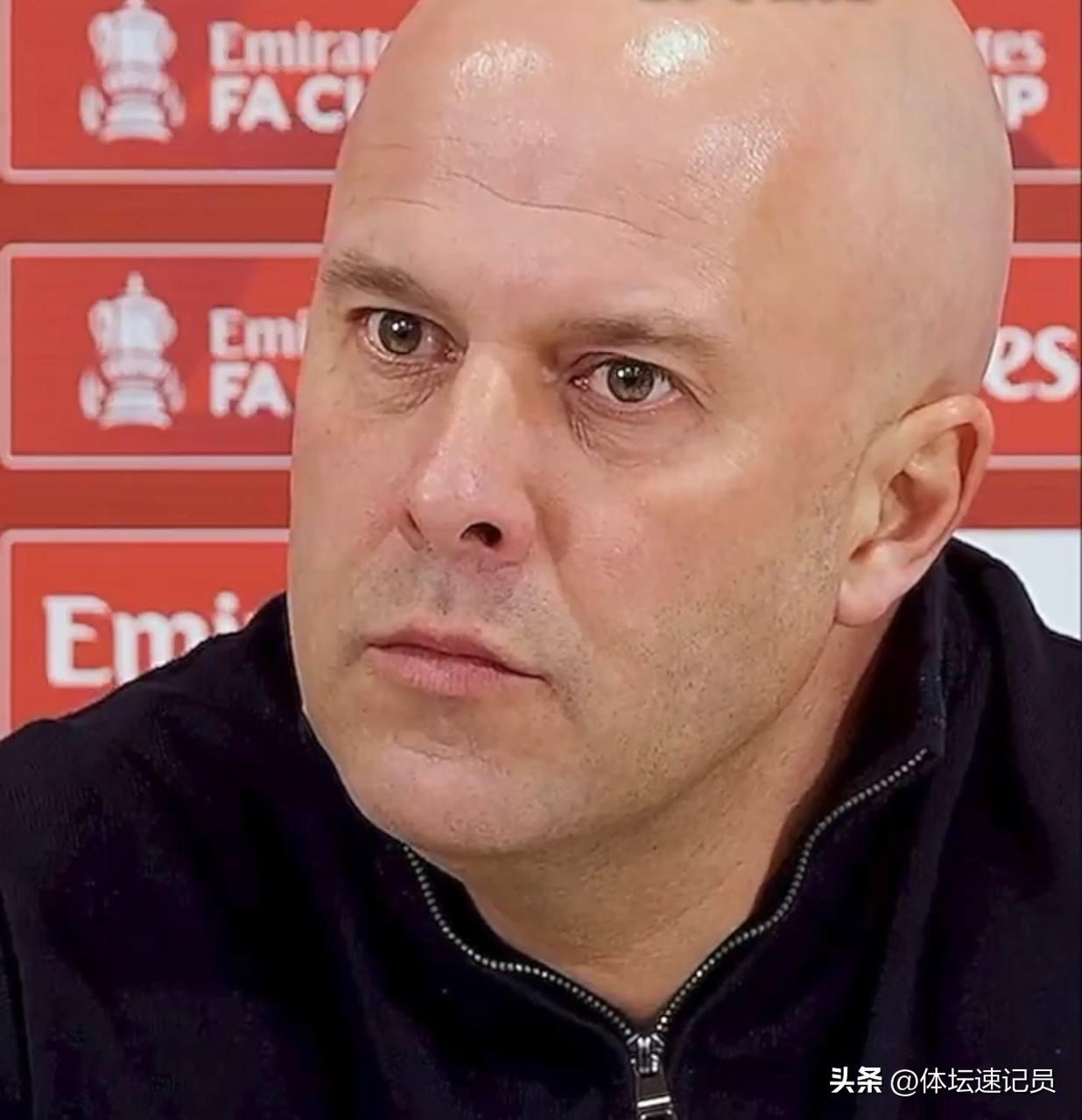 利物浦球迷的天要亮了！

据可靠消息，斯洛特在利物浦的执教生涯即将结束。

在今