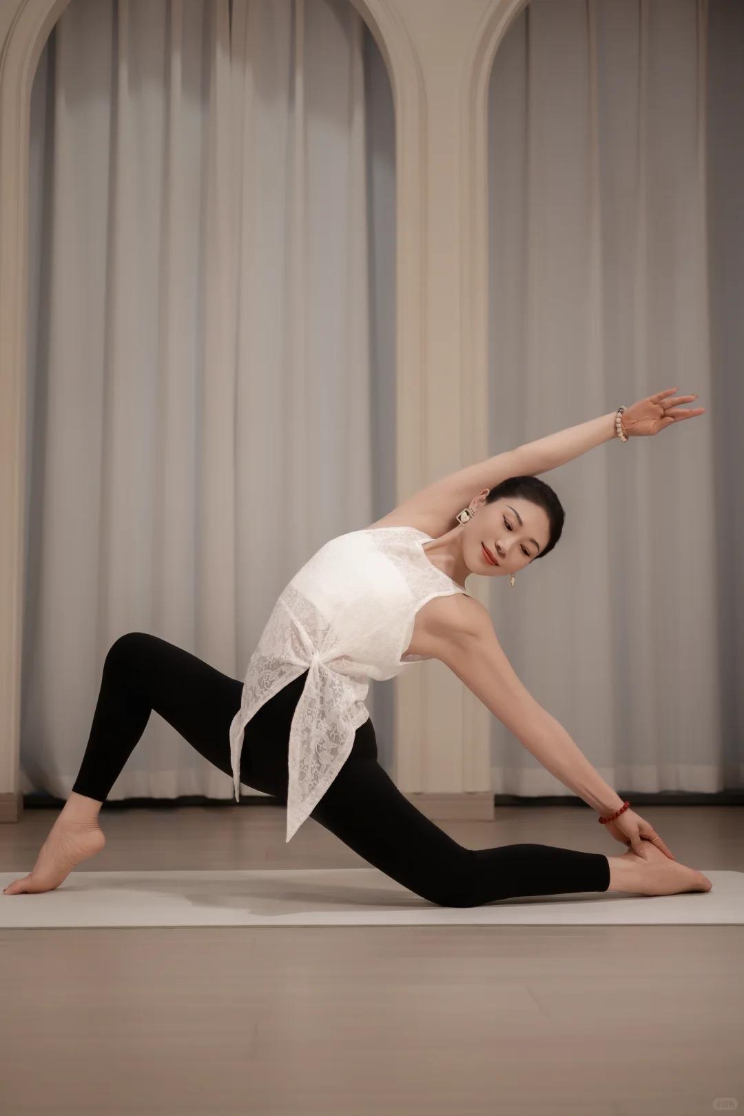 垫上的每一次呼吸，都是独属于你的节奏，无需复刻他人的深浅；每一次伸展，都有自己的