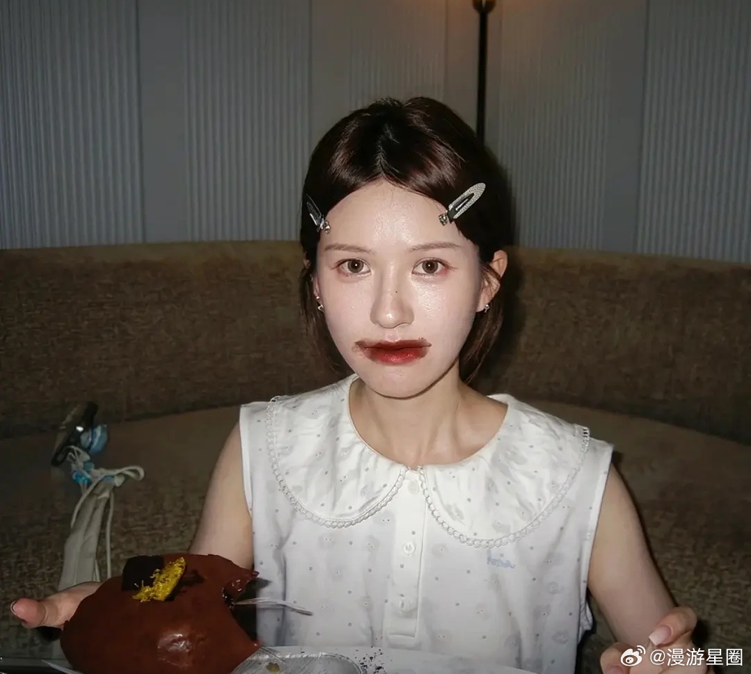 赵露思这组照片也发出来 难怪被粉丝讨伐了