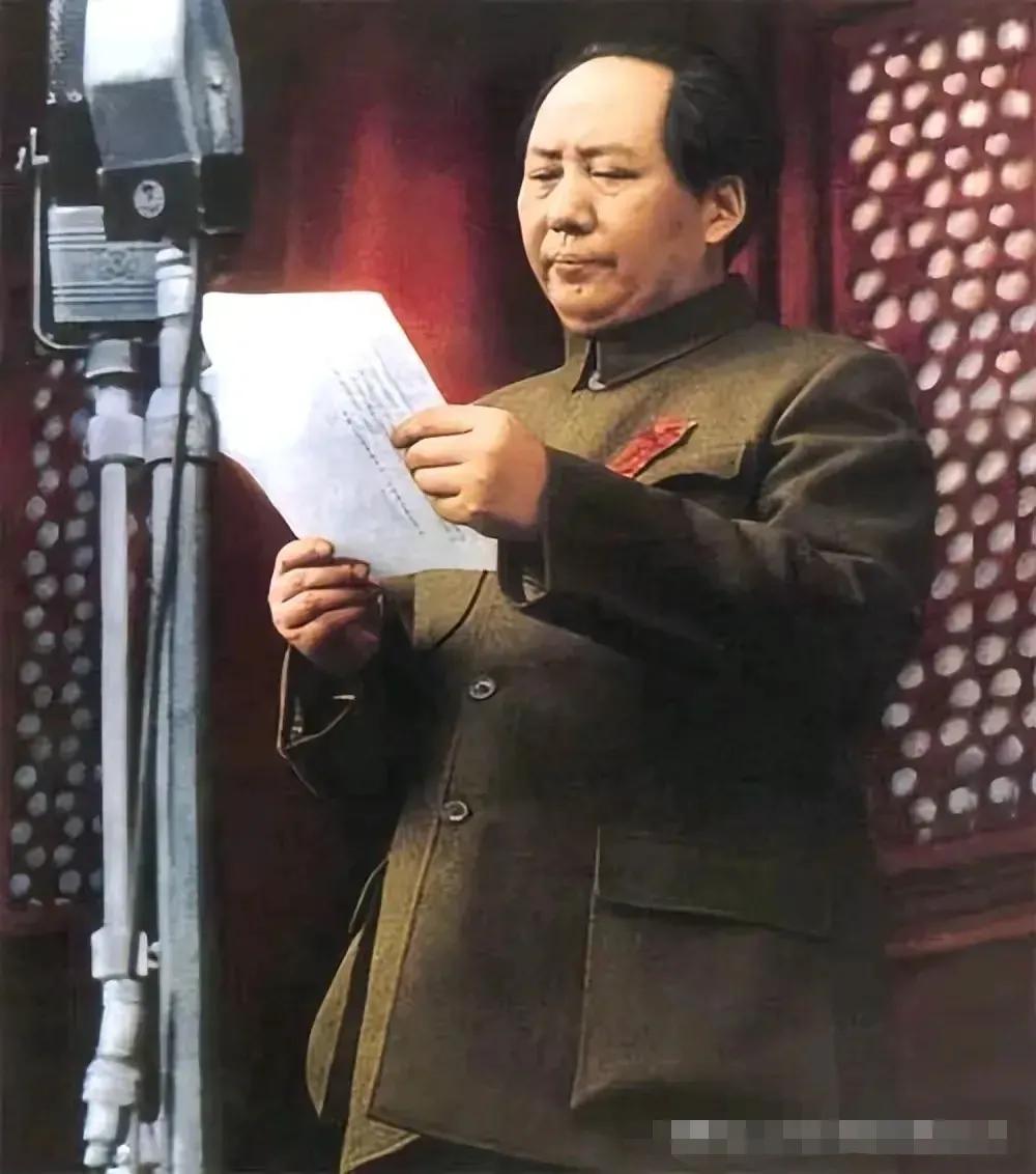 🙏请停留几秒，为伟人点个赞送朵花💐
《读懂毛泽东，方知何为伟大》
在中华的历