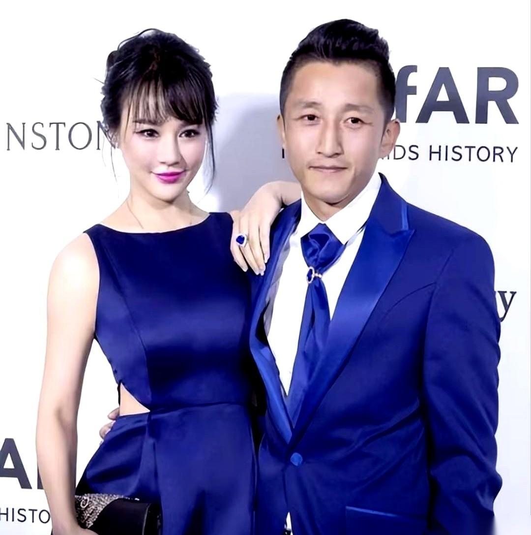 2亿。7年。变成了负数。
我看到这数儿的时候，第一反应不是震惊，是觉得有点好笑。