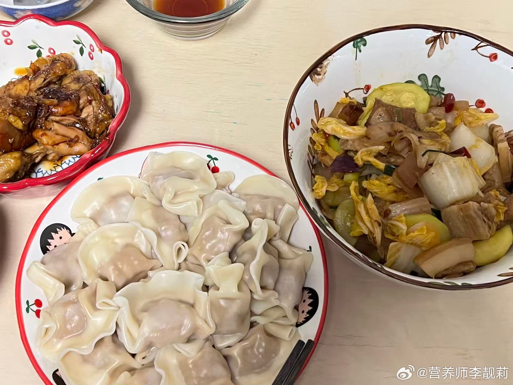 立冬后该如何健康饮食全民营养提升计划 立冬北方都习惯吃饺子，从营养学角度馅料也是