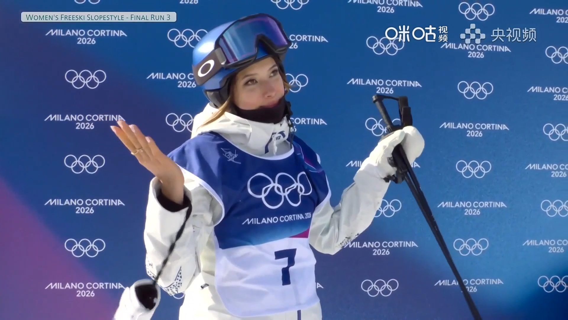 #谷爱凌拼到了最后#虽然与金牌擦肩而过，但谷爱凌在决赛中敢于拼搏、挑战极限的样子