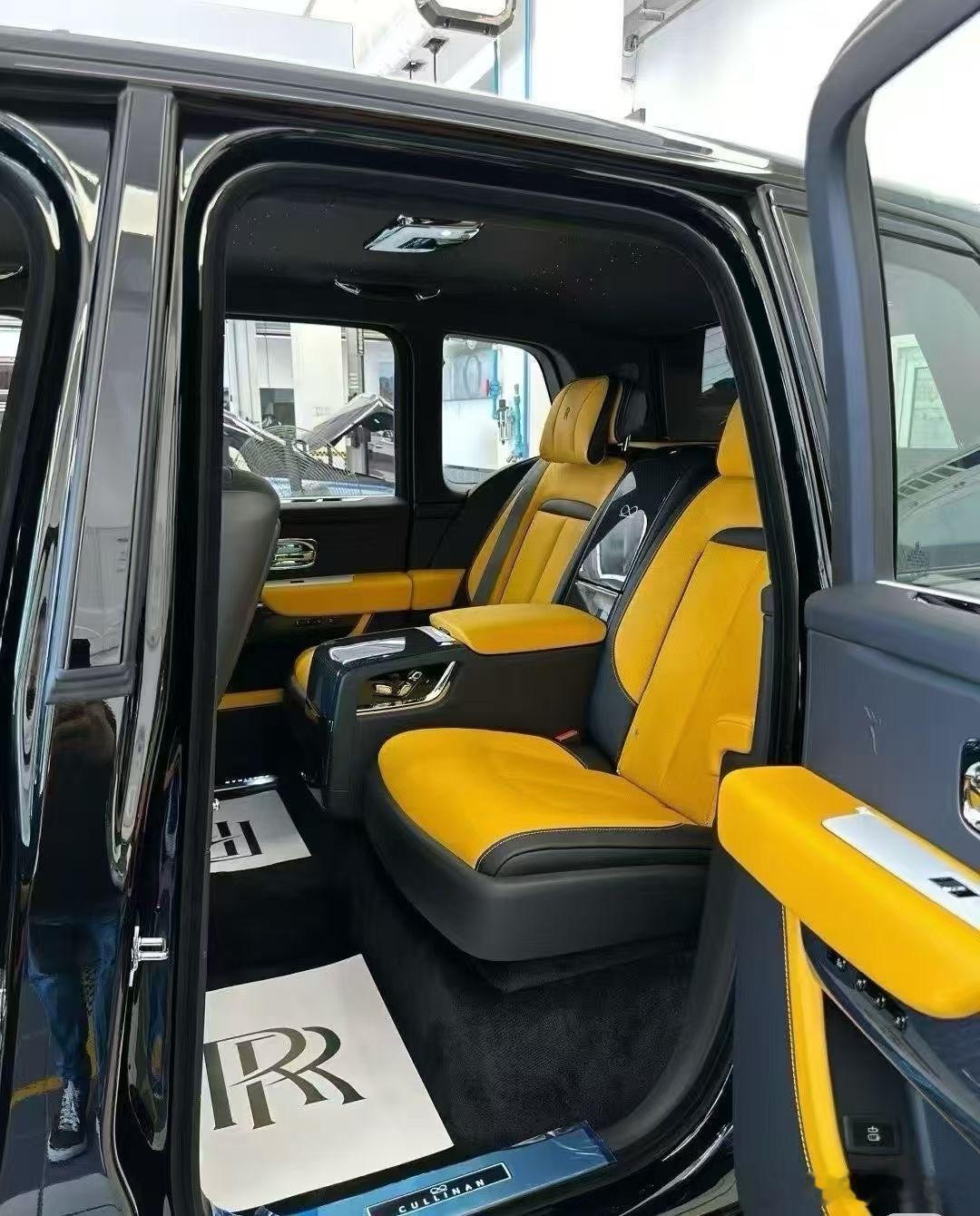 Rolls Royce 库里南bb版4座，25款，25年7月上牌，锻造黄内饰，2