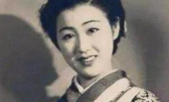 1945年，中国远征军在缅甸意外俘获十余名日军溃兵，团长原欲处决所有战俘，然而战