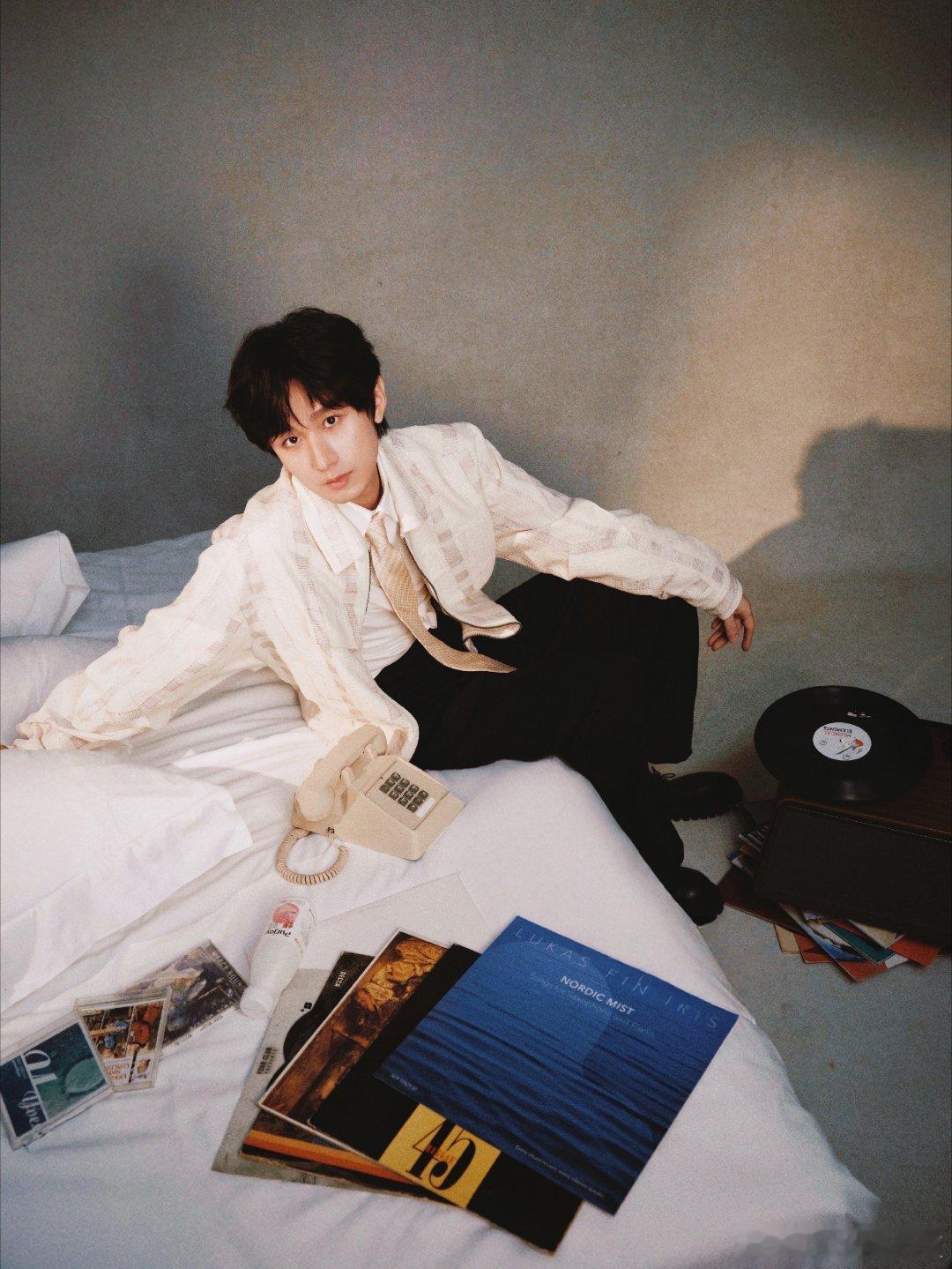 成毅赴山海cy成毅萧秋水李沉舟肖明明他的演技无可挑剔,他的人品善良到了极致,始于