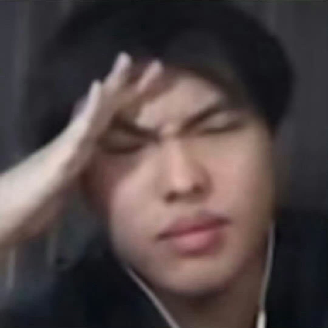 每次充电充了半天结果发现电没按。。。 