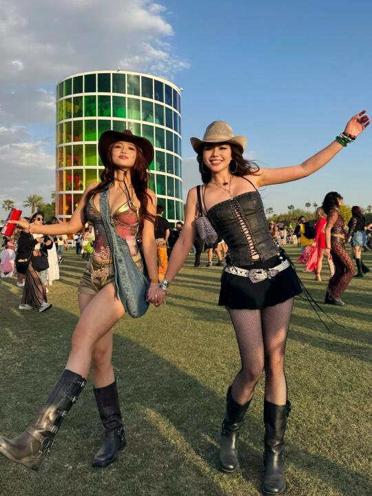 Coachella去班味穿搭～