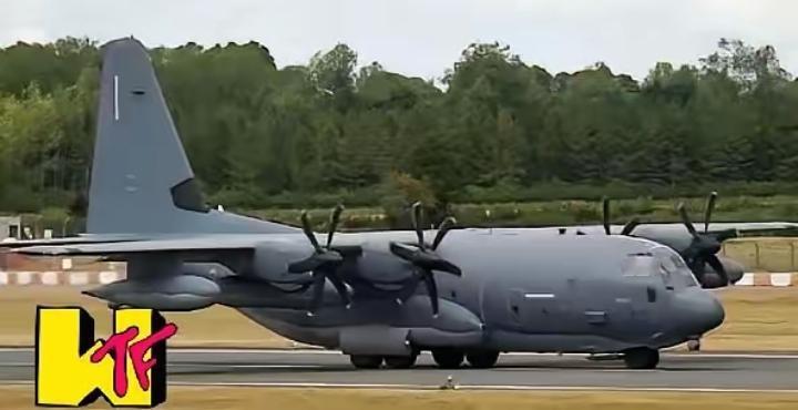 特朗普脸都被扇肿了！
谁能想到，伊朗在清理战场时，竟挖出了一个让美国彻底下不来台