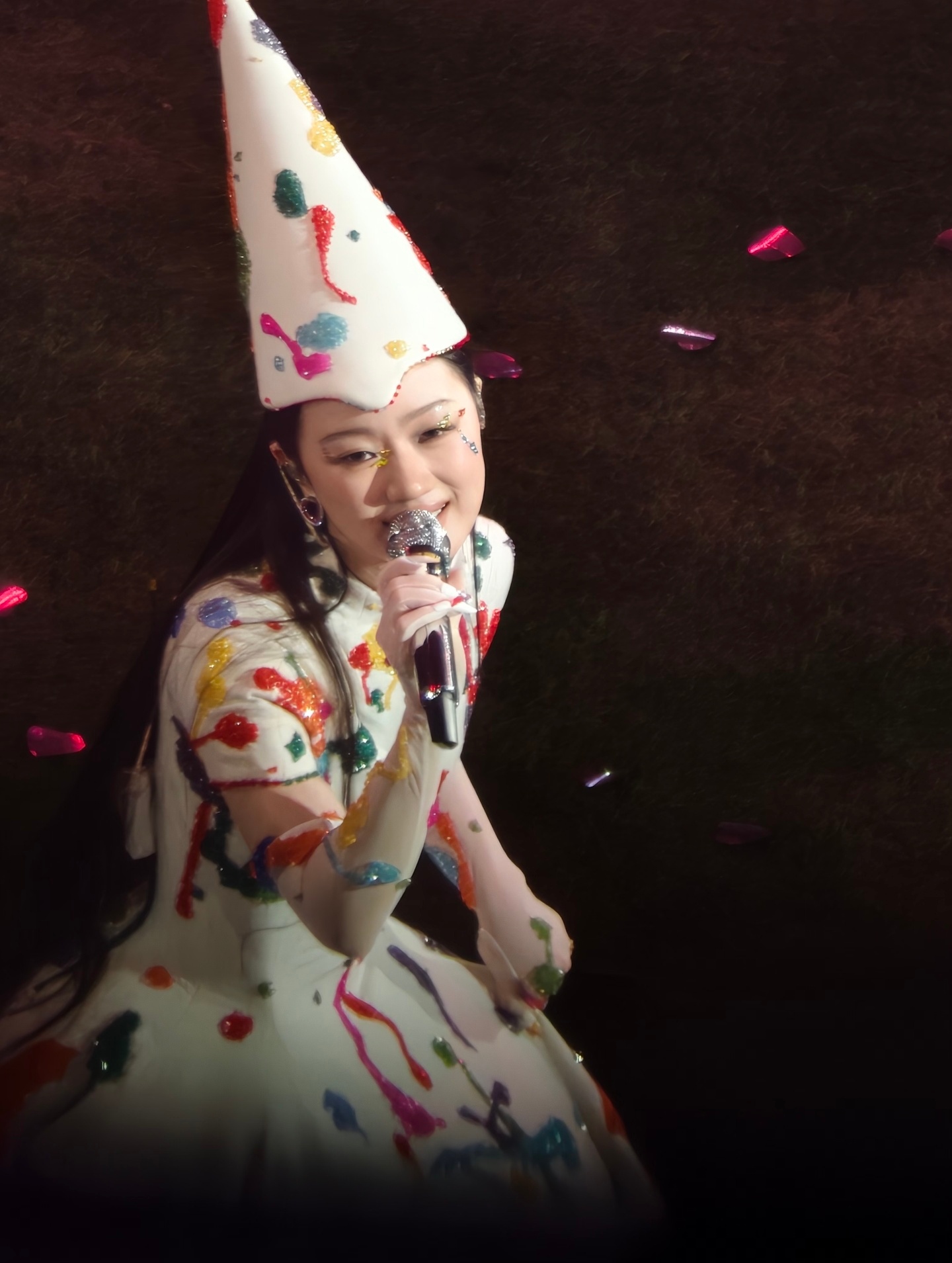 单依纯演唱会 纯妹妹今晚状态真的绝了！好喜欢这个小蛋糕[期待][期待] ​​​