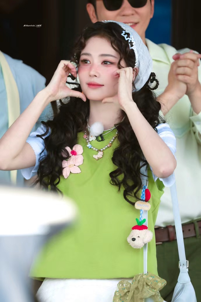 白鹿阳光青草的清新感白鹿法式田园风白鹿法式田园风，白鹿阳光青草的清新感，小白鹿羊