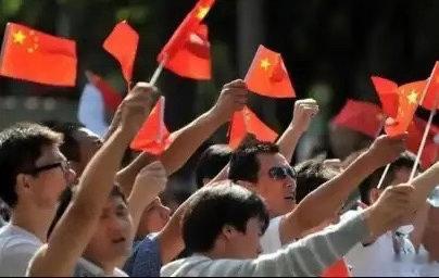 继新加坡、马来西亚之后，美国华人发声！美国华人表示：中国人不要自以为是，现在连韩