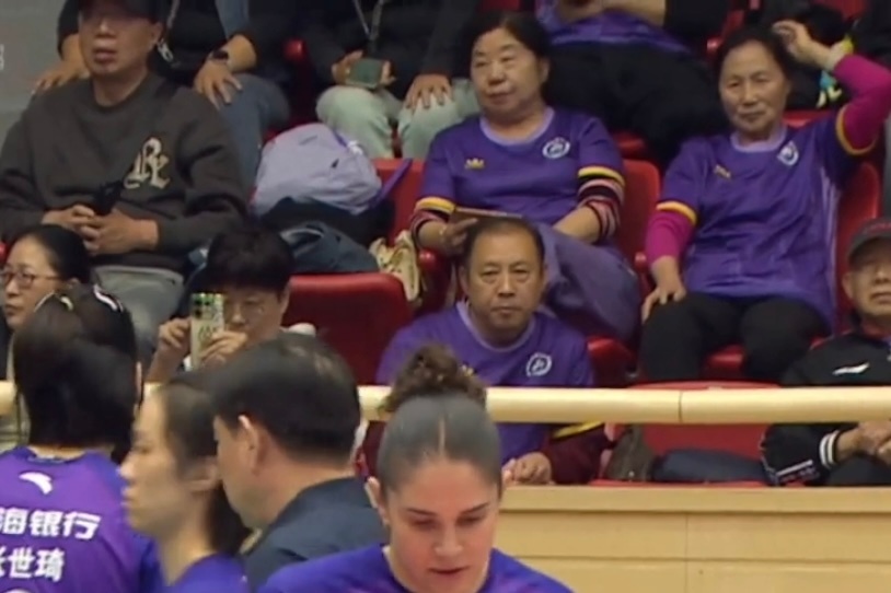 五局时间兑现！公益赛：天津女排苦战五局3-2战胜北京女排，双方都没有派出真正的全