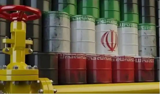 路透社最近扔出一颗深水炸弹：印度买了400万桶伊朗石油，结账时，掏出来的全是人民