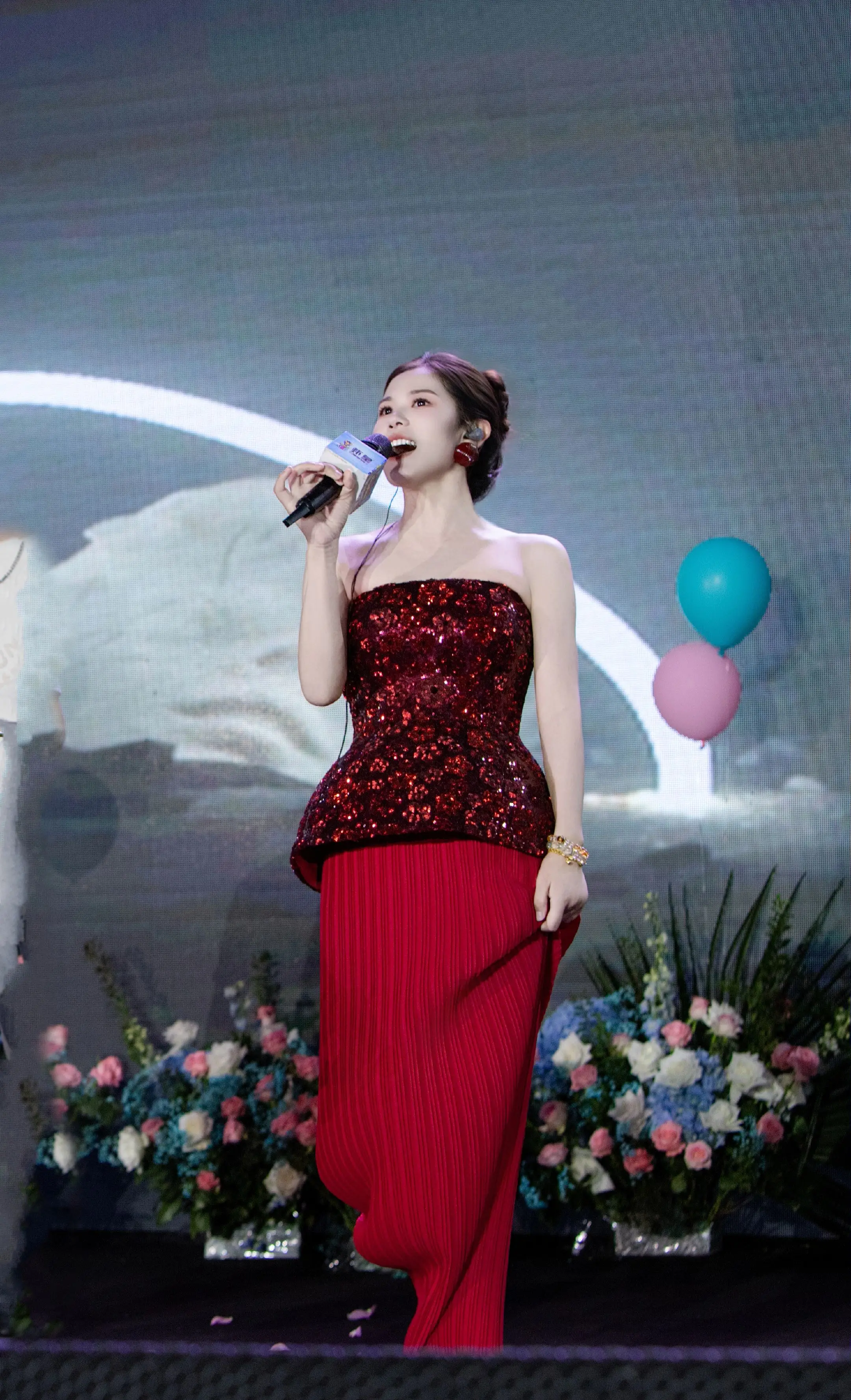 6年迈出的第一步，在各位小伙伴的鼎力相助下，非常的圆满，10万＋啦！辛...