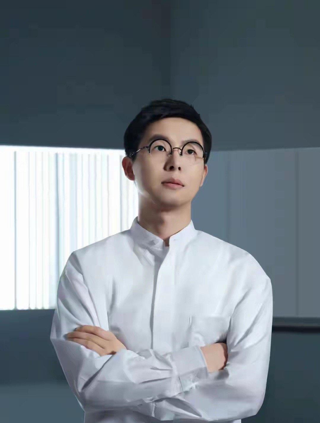 宇树科技创始人王兴兴出席IPO路演，整场三小时活动，累计收到三百六十个投资者提问