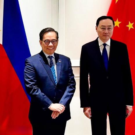 中国和菲律宾谈妥了。
 
当地时间3月28日，中国和菲律宾举行了对话，而重点便是