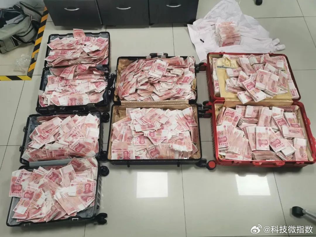 前知乎员工自曝把300万现金当积分发知乎这瓜够戏剧性——前员工自曝把300万现金