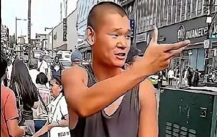 单车啃干粮，一捐就是100万
看了骑行博主湖远行的故事，深深地觉得有的人钱是挣来