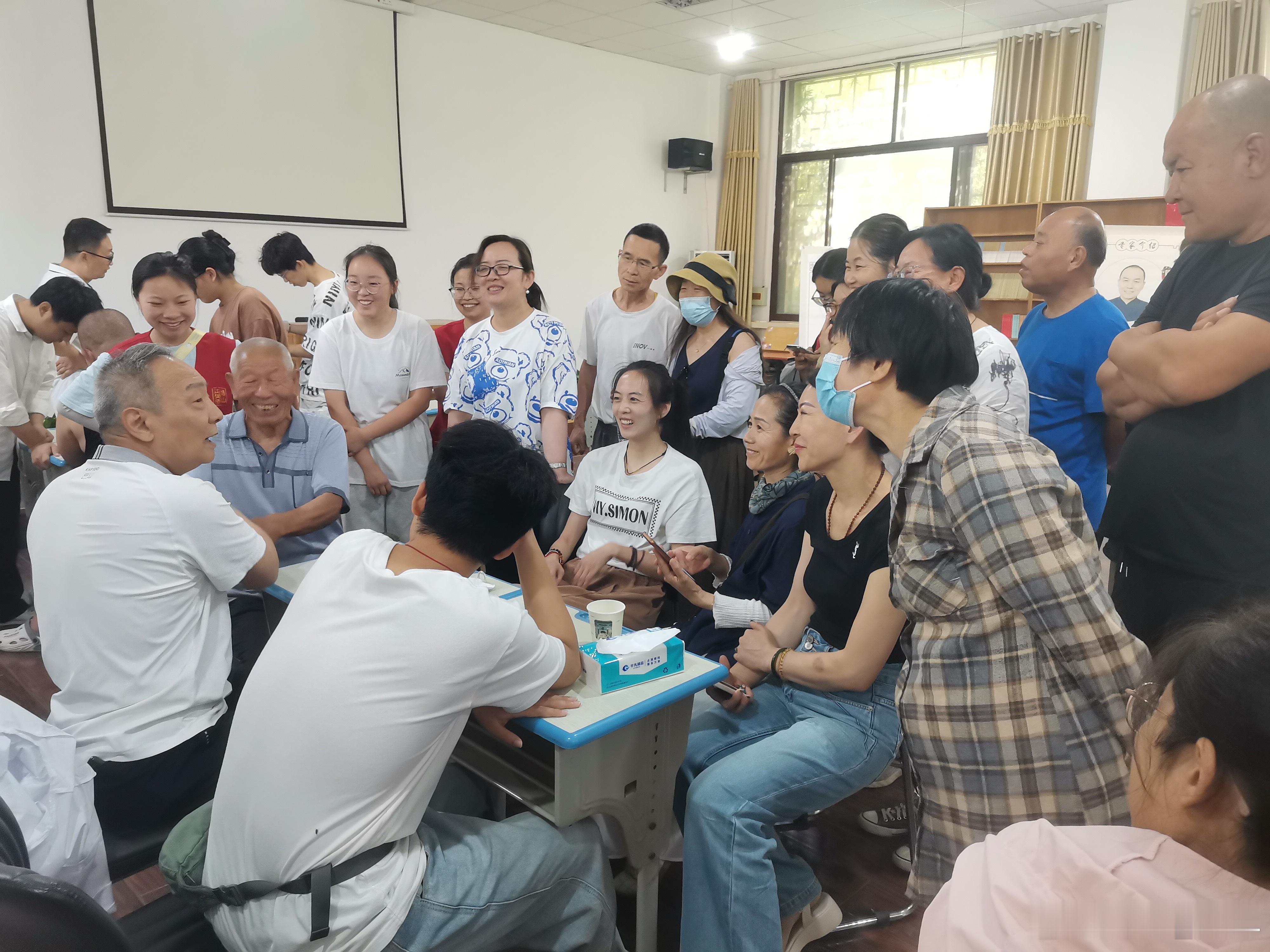 人体水液代谢的天地之道—《内经》“开鬼门、洁净府”的阴阳智慧“身半以上，天之分，