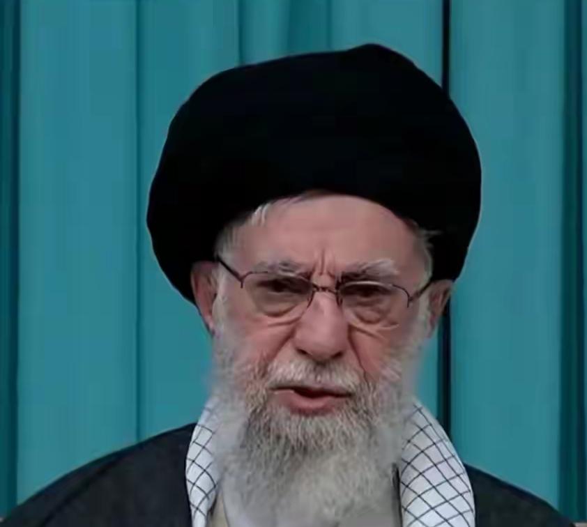 伊朗全面禁航！美军航母连夜调动，世界局势开始了生死一周