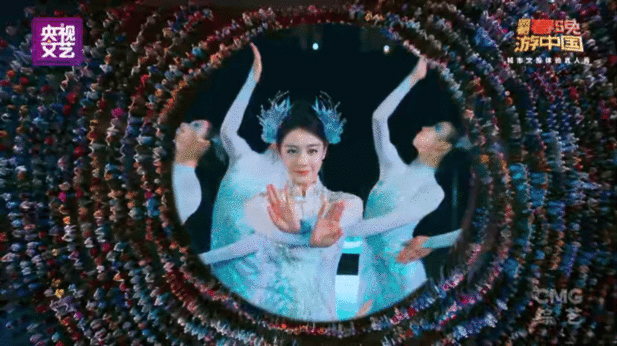 迪丽热巴邀你游宜宾宜宾的浪漫被迪丽热巴跳出来了重温春晚名场面，迪丽热巴在江面化身