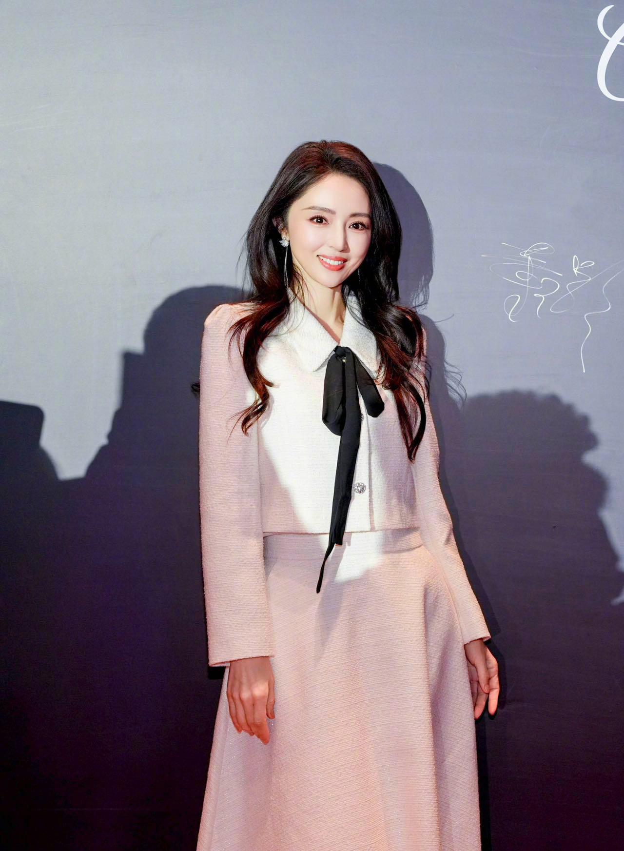 董璇的美真的自带“松弛高级感”每次出席活动都优雅得恰到好处，自信从容的状态完全是