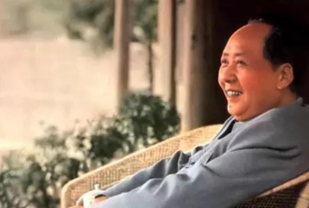 虽然毛主席活到了83岁，但他的保健医生却说：“其实毛主席不具备长寿的条件，他长寿