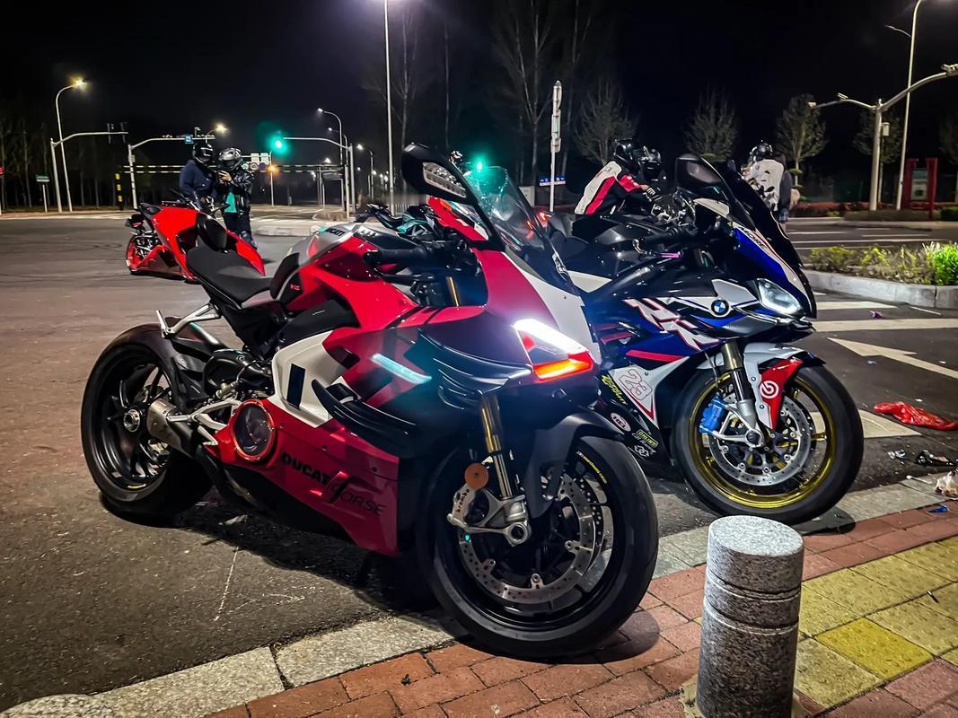 大理网民向省委书记投诉机车深夜扰民声音大

✍📩大理网民在人民网领领导留言板向