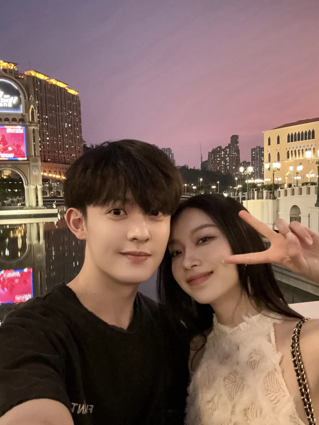 没想到吧 我们还有故事