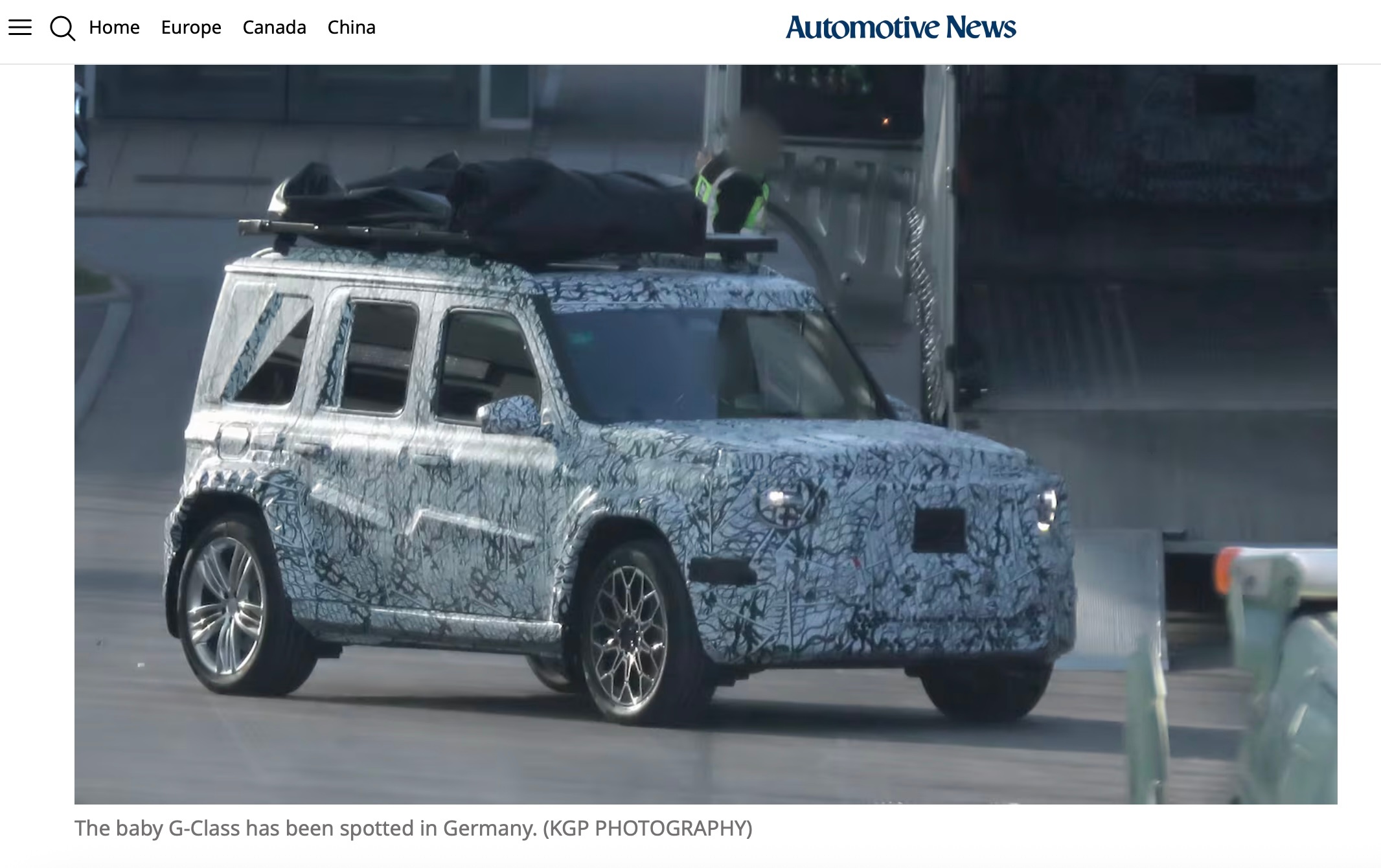 汽车新闻援引KGP图片，说这是奔驰纯电动的Baby G。 