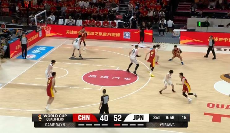 那边中国台北赢韩国队了。我们这边好好打，拿下来进下一轮就稳了。第一轮战绩要带入到