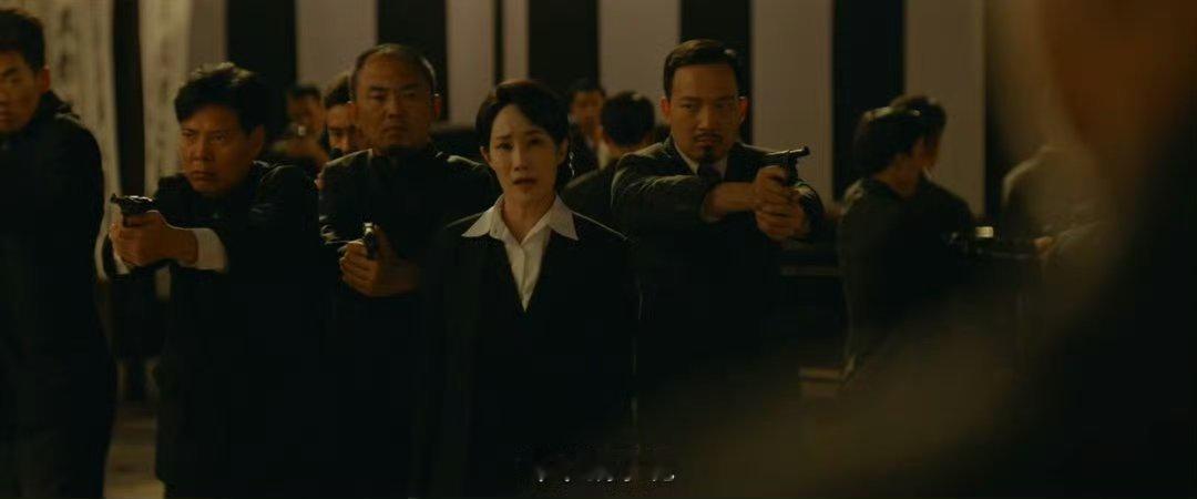 张一山一张嘴堪比一个师继续嘴强王者一句话杀伤力堪比一个师不愧是张一山哈哈哈哈 ​
