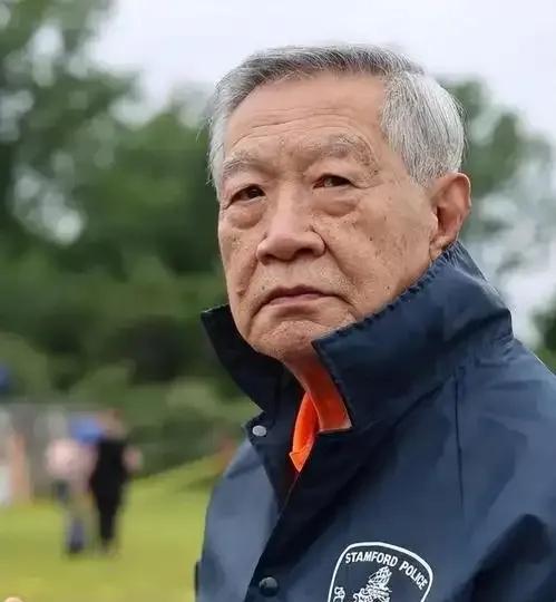 2023年美国联邦法院重锤落下，判定李昌钰伪造证据！昔日风光的“华人神探”金身瞬