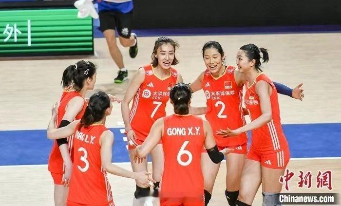#中国女排连续11届获得奥运参赛资格#中国女排🇨🇳好样的！！！希望巴黎奥运会