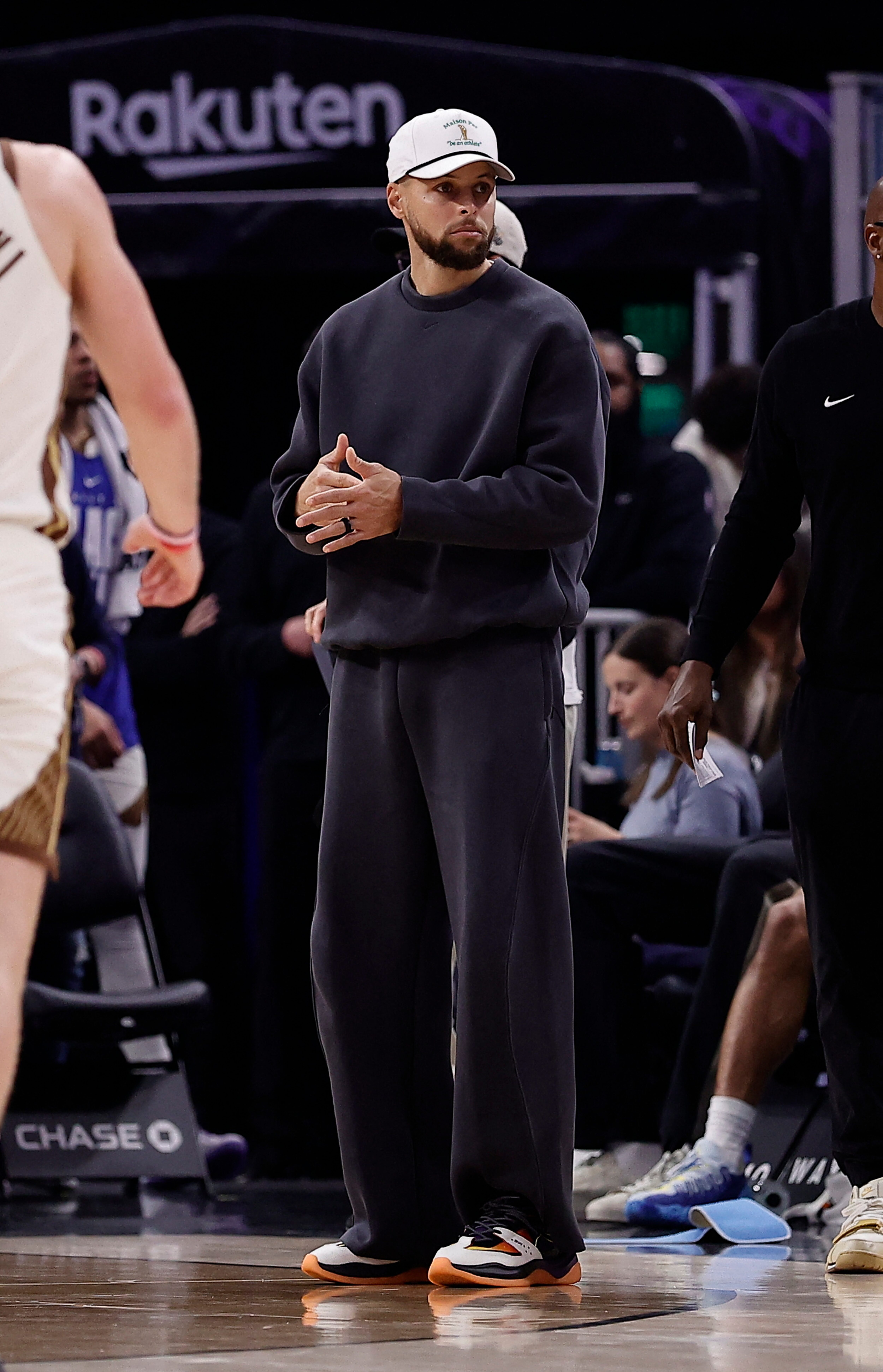 屎味巧克力也是巧克力，赢球就好勇士绝杀灰熊nba点赞成金