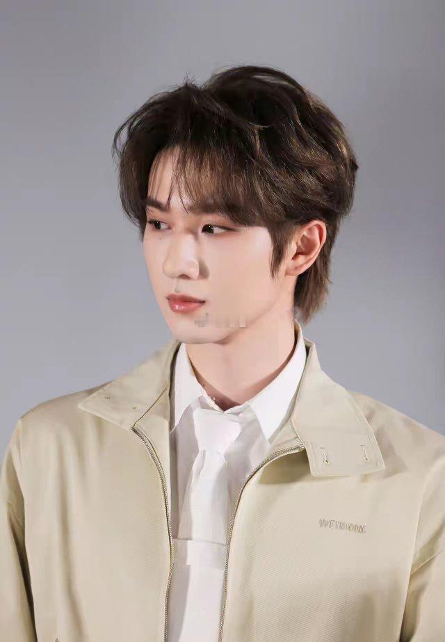 李宏毅证明了，太清高的人不适合混娱乐圈…… 