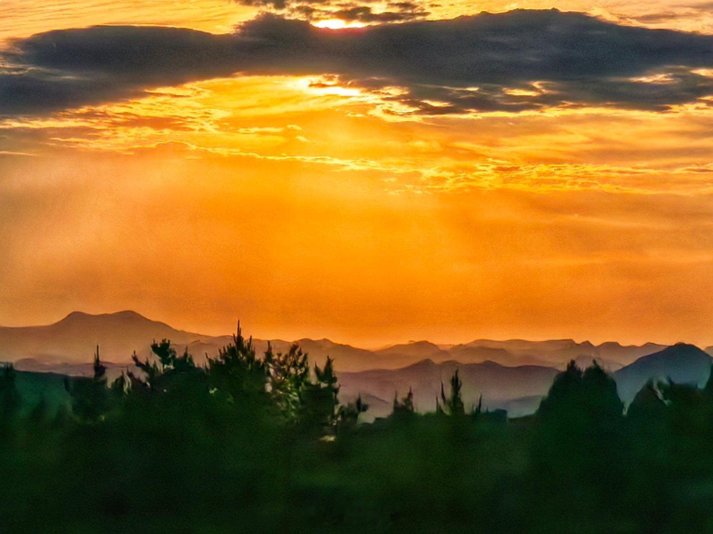 最美夕阳前 济南·济南若谷山居