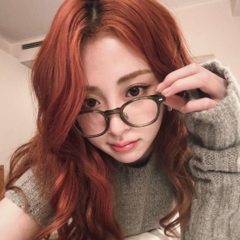 许允真   头像合集#无水印头像# ​​​