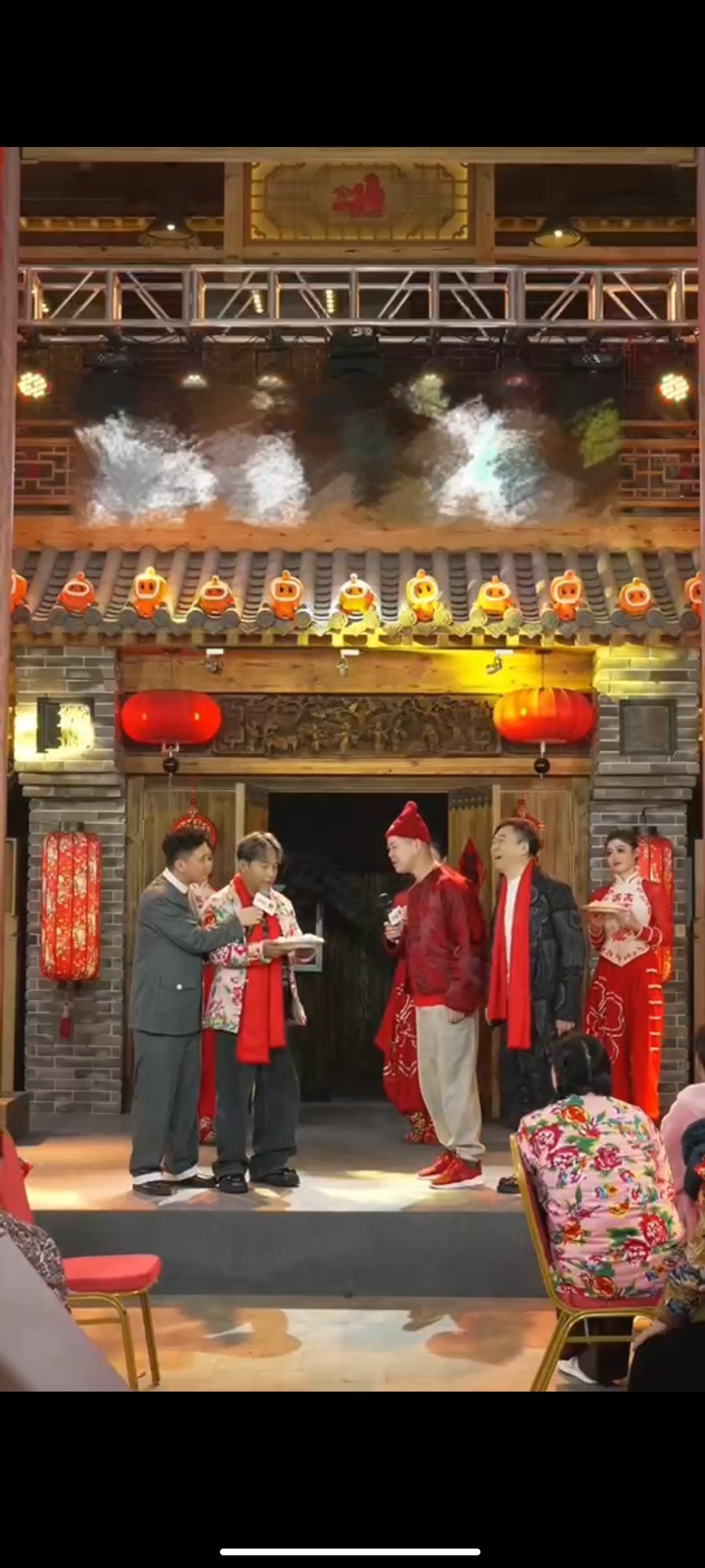 宋小宝彻底闯进idol圈了 宋小宝是彻底闯进idol赛道了，这“微分碎盖”发型整