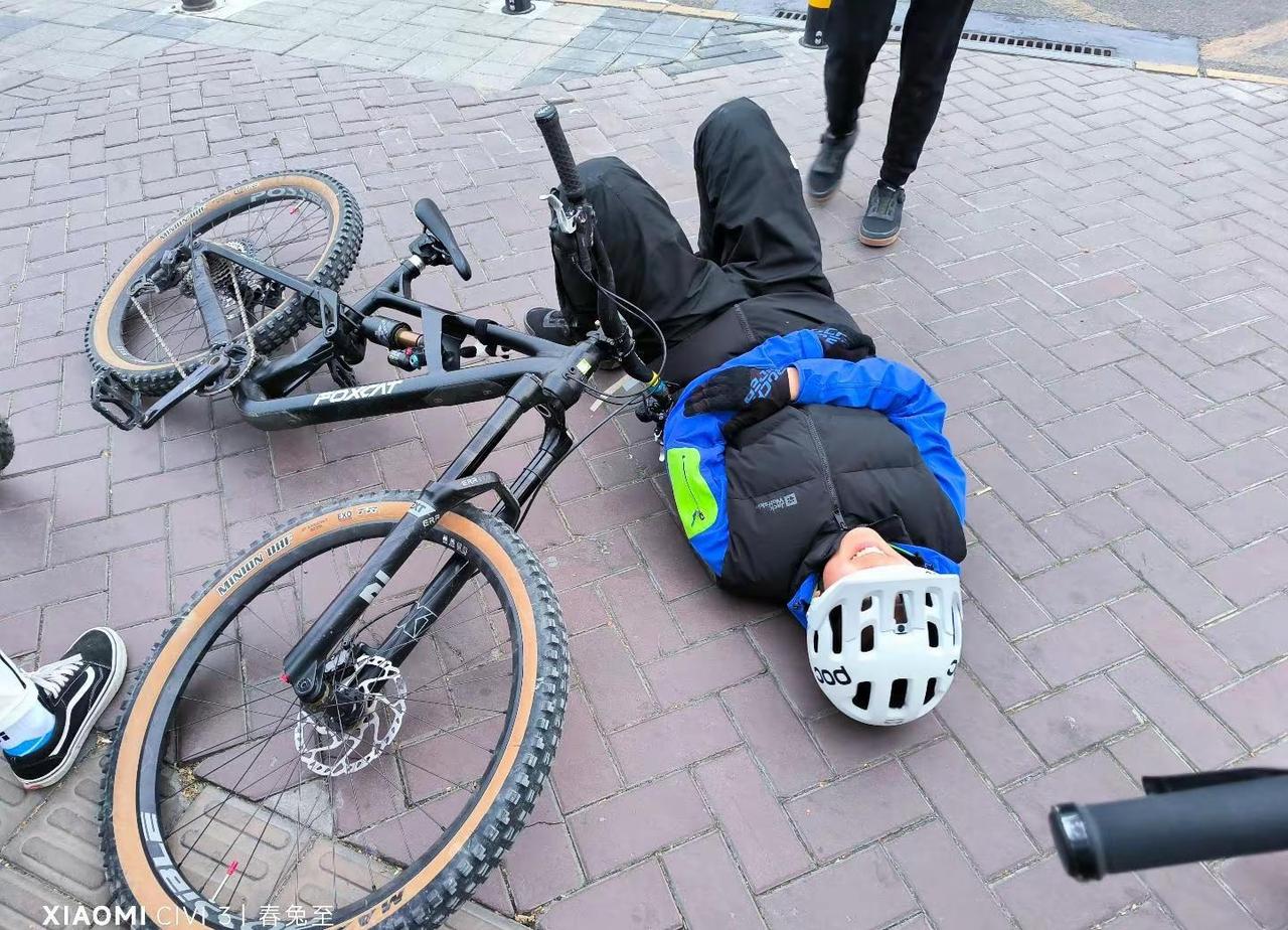 抽象 眼镜蛇387 吴奥 土豆