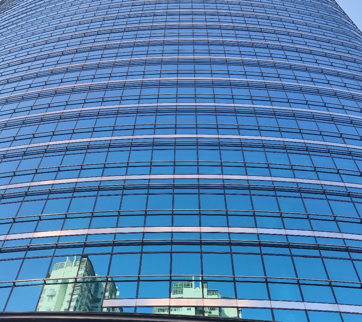39所985大学。清华北大当然是首屈一指的。然后的交大，复旦，浙大，南京大学等。
