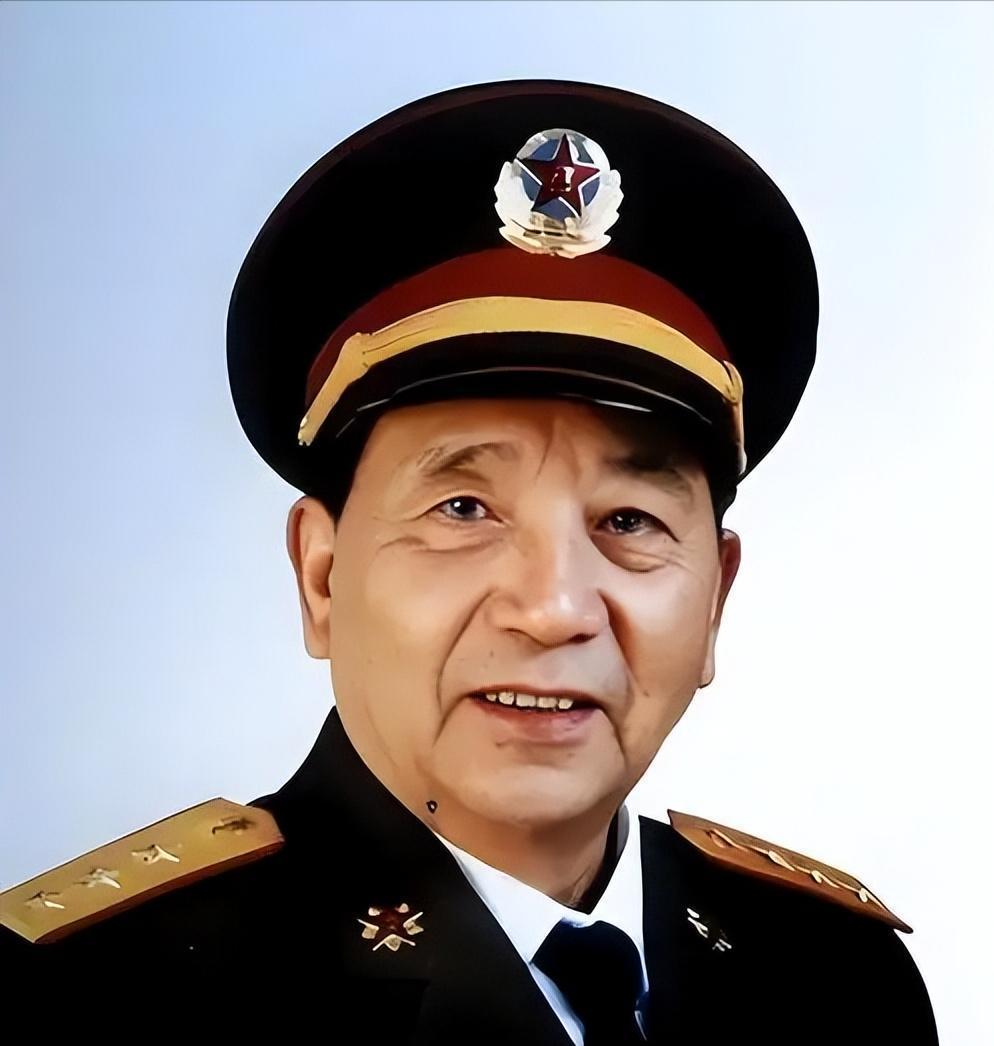 朝鲜战场最难启齿的一幕：17岁女兵为营救战友突破生理底线，此后30年绝口不提，直