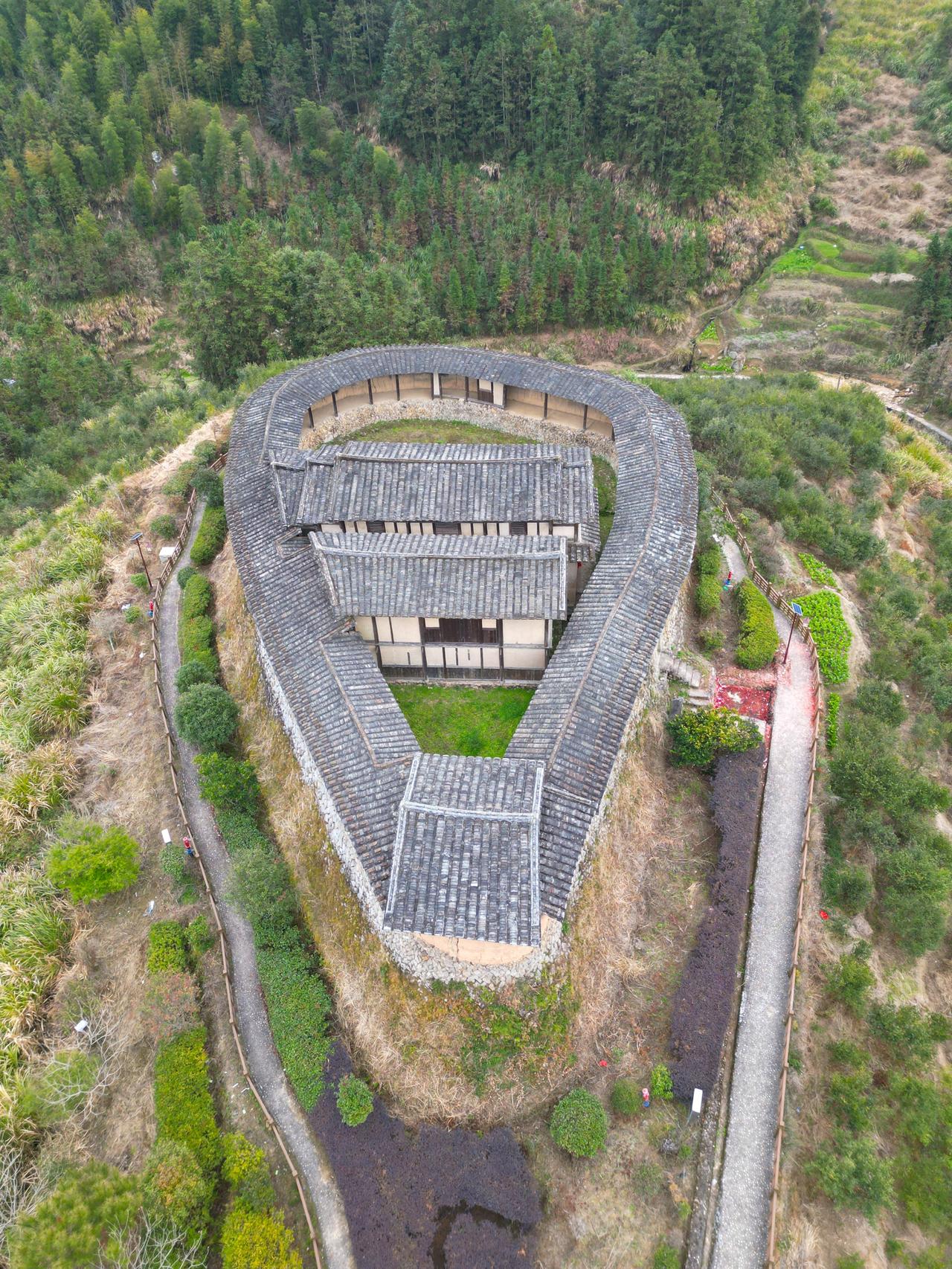 【大田琵琶堡，又名龟头堡】
很多人知道福建三明大田县，是因为一首《大田后生仔》，