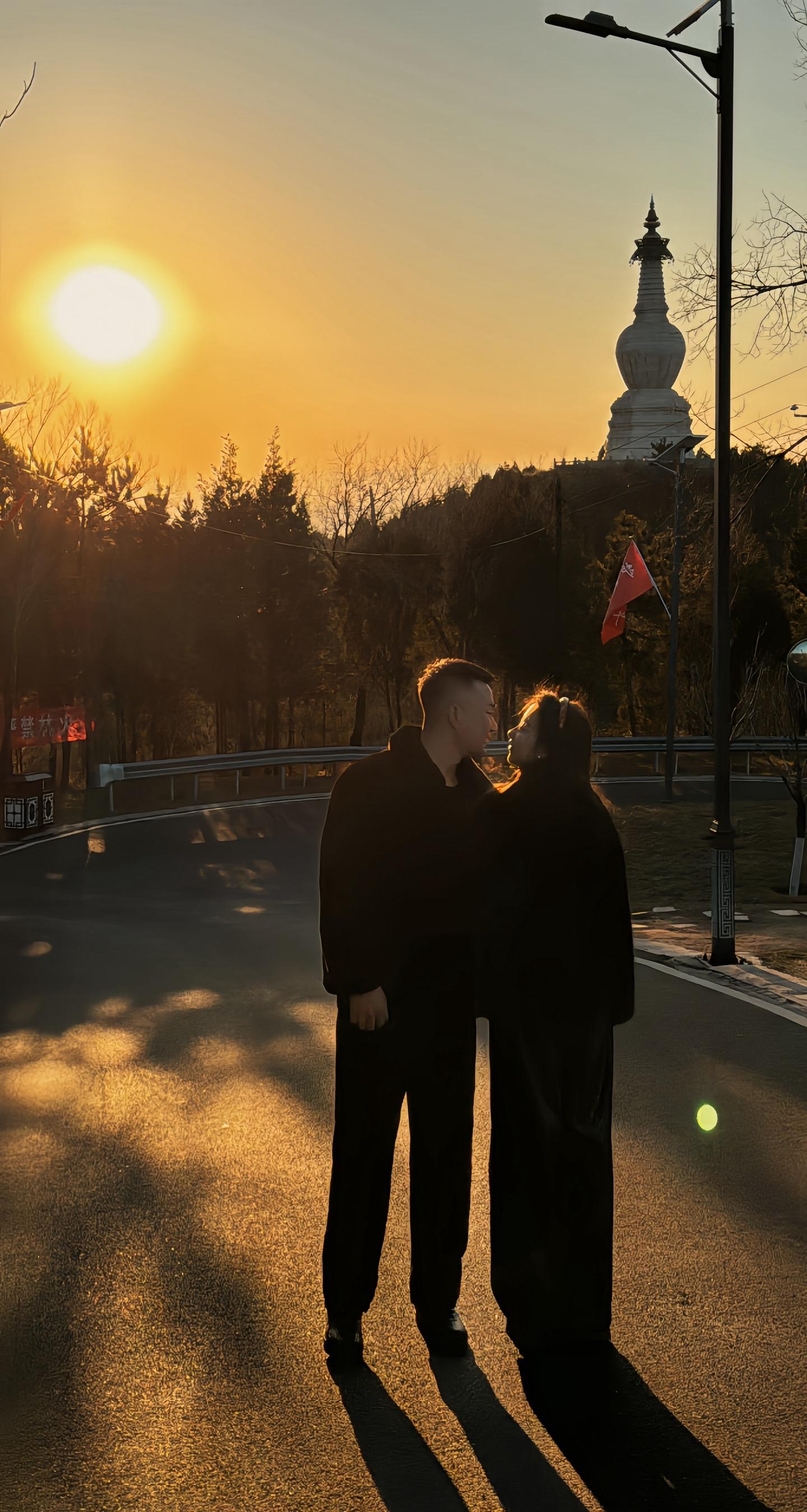 今年以幸福结尾 我把2025也交给你