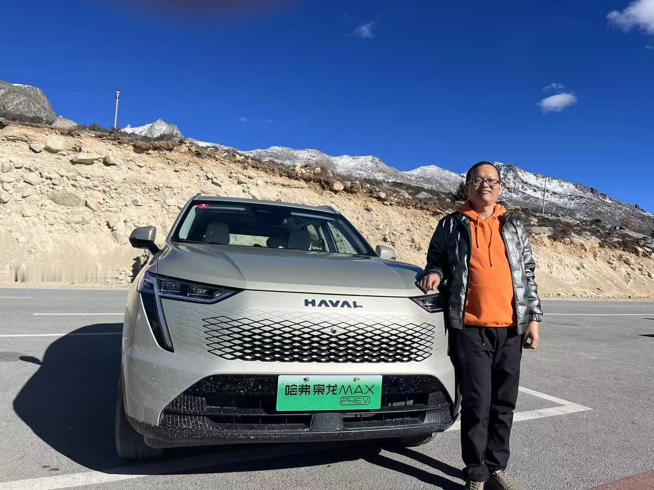 过年聚会时，问到最多的一个问题，就是购买一代哈弗枭龙MAX后悔吗？
答案就是不后