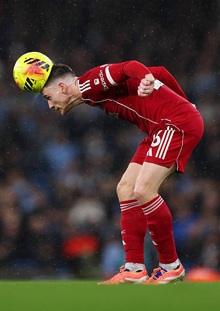 罗伯确认尚未就新合同展开谈判，并坦言未来几个月，这一情况可能会开始占据自己的生活