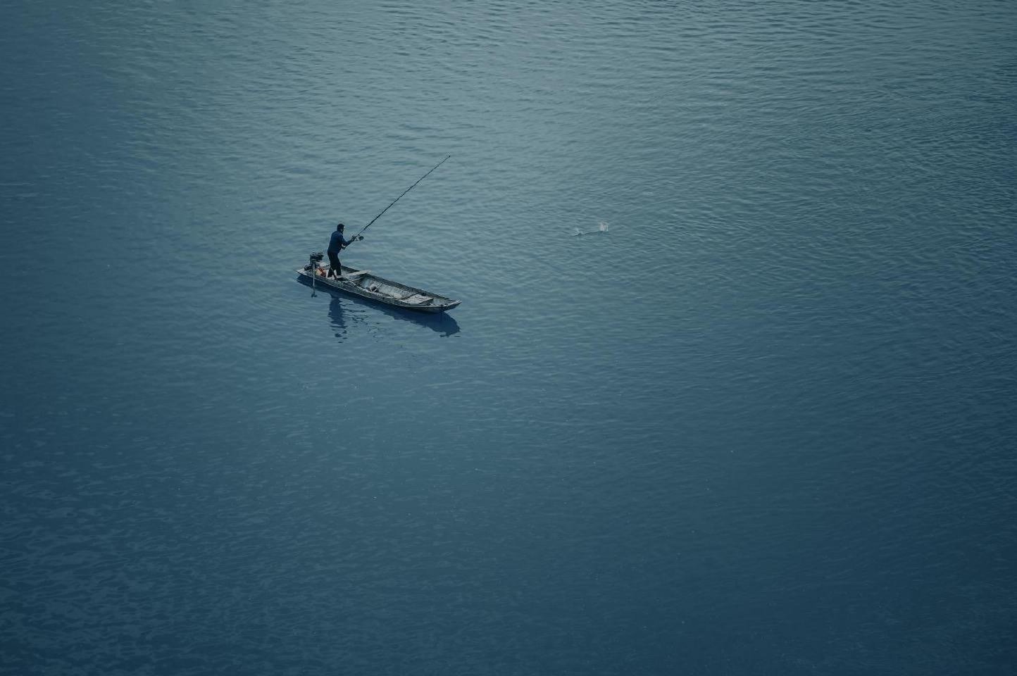 曾国藩的人生智慧：1.人该省事，不该怕事。人该脱俗，不可矫俗。2.受不得穷，立不